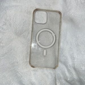 iPhone Q12 pro max mag safe